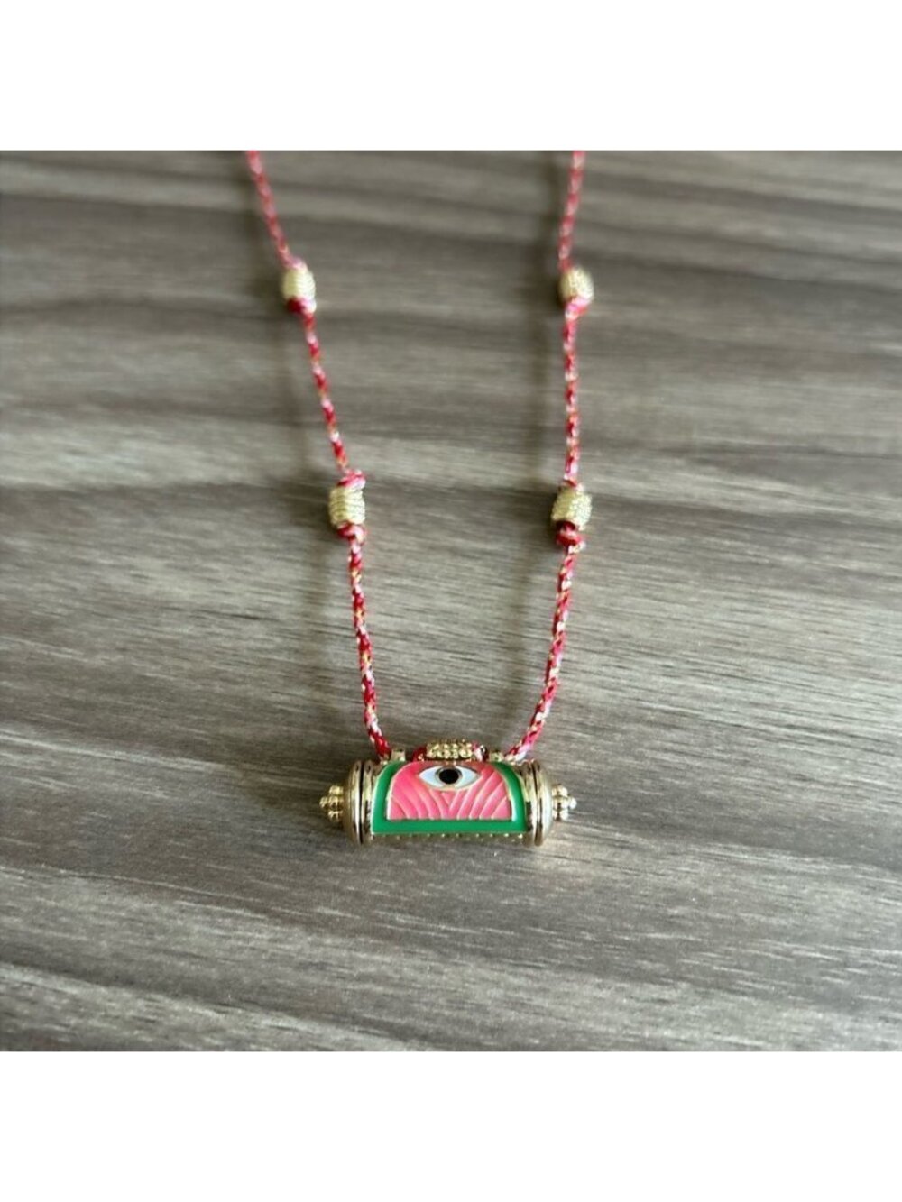 Gold and red Necklace Q410 - Picture 4 of 5